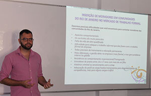 apresentacoes-de-trabalhos-e-posteres-movimentam-comeco-do-segundo-dia-da-9a-mostra