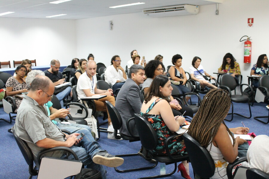 comissao-especial-de-juventude-da-alerj-promove-uma-roda-de-conversa-na-sede-do-crp-rj