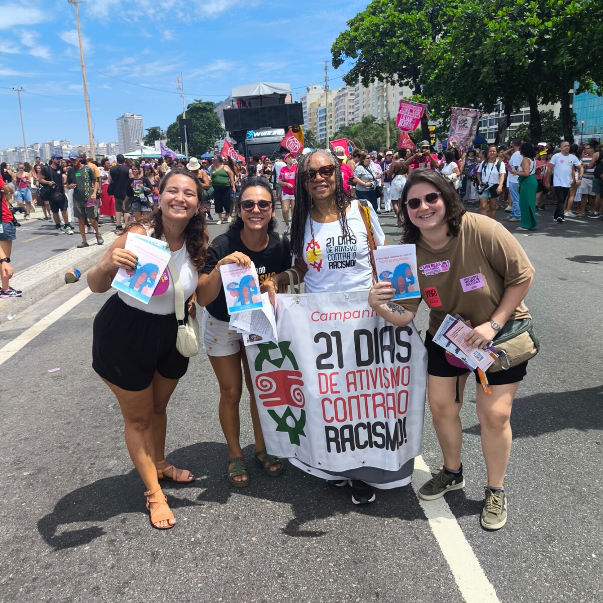 crp-rj-nas-ruas-orientacao-e-presenca-no-ato-8m-rj